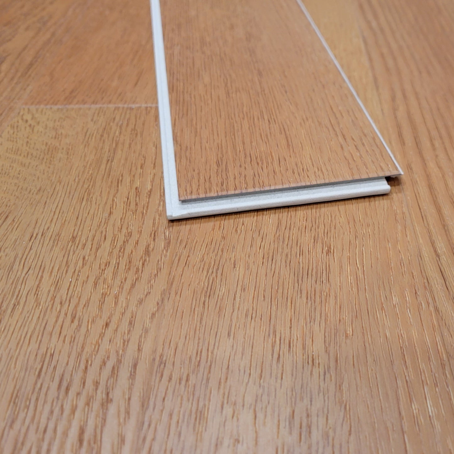 Red Oak Natural | Rigid Core Vinyl Flooring | 20mil wear layer | 6.5mm thick | 3.25" Narrow Plank